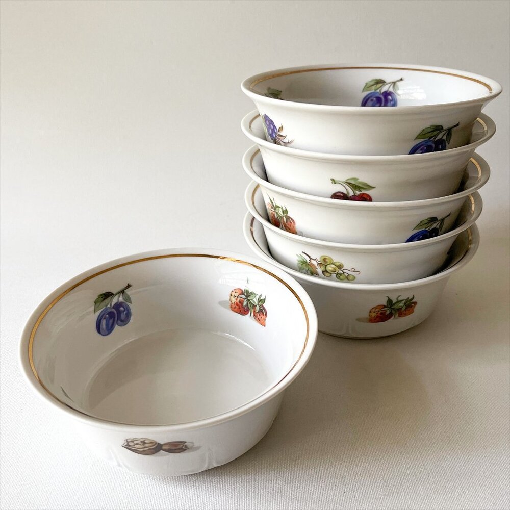 Graf von Henneberg JL Menau Fruits Nuts Gold Trim Dessert Bowls GDR Germany 6pc